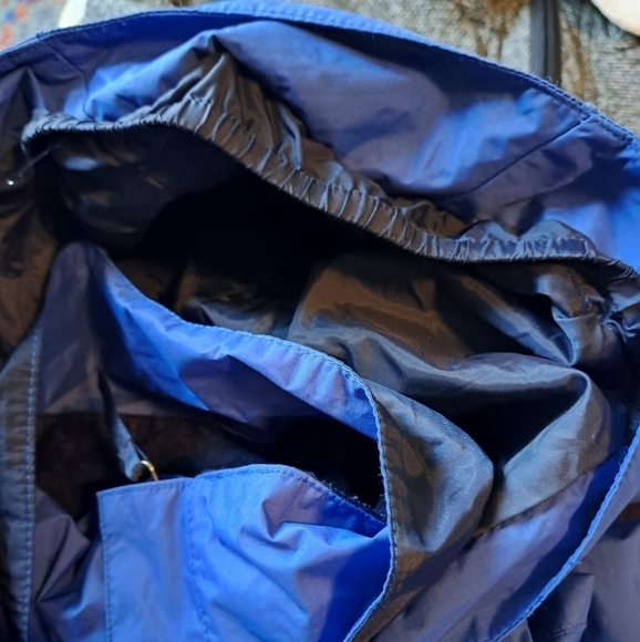 THE NORTH FACE Hyvent lightweight jacket windbreaker hood mesh lined boys 18/20 - Picture 6 of 15